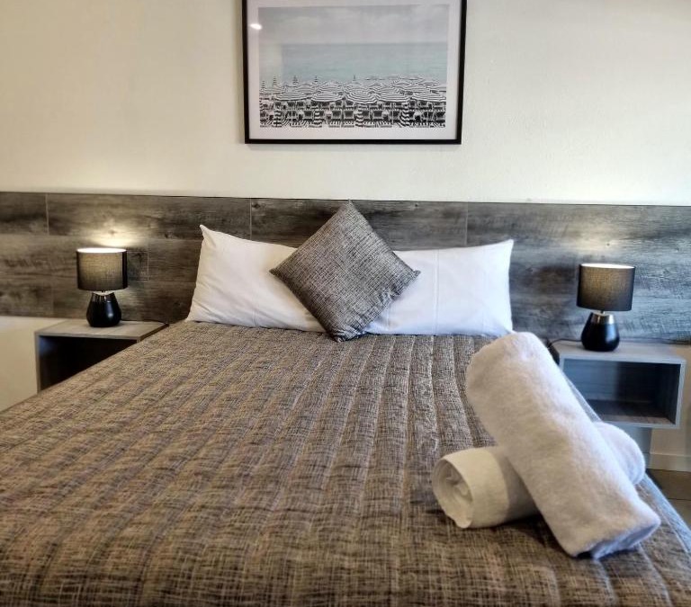 Monkland Hotel | Y Motels Gympie