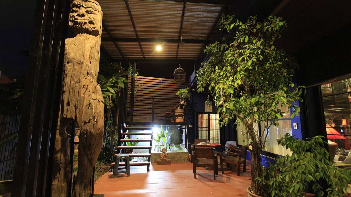Chang Moi Apartment | #YA Apartment on the famous LOY-KROH ROAD, between Night Bazar and The Old City