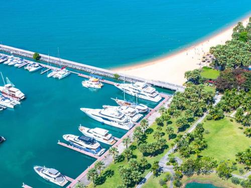 Na Chom Thian Boat Rental | Yacht Charter Pattaya Ocean Marina Resort