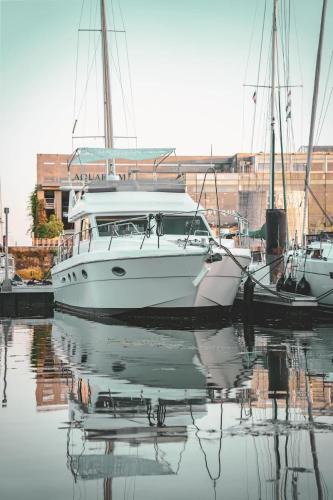 La Rochelle City Centre Boat Rental | Yacht La Rochelle, 5 pers, 2 sdb