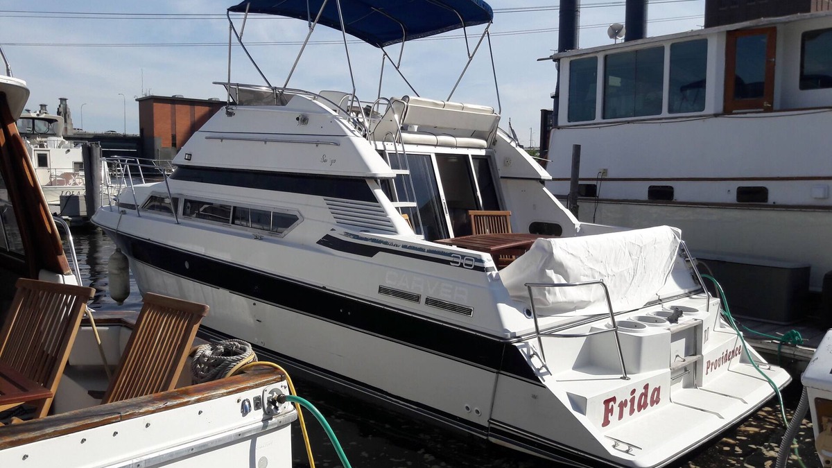 Downtown Boat Rental | Yacht rental Downtown Providence