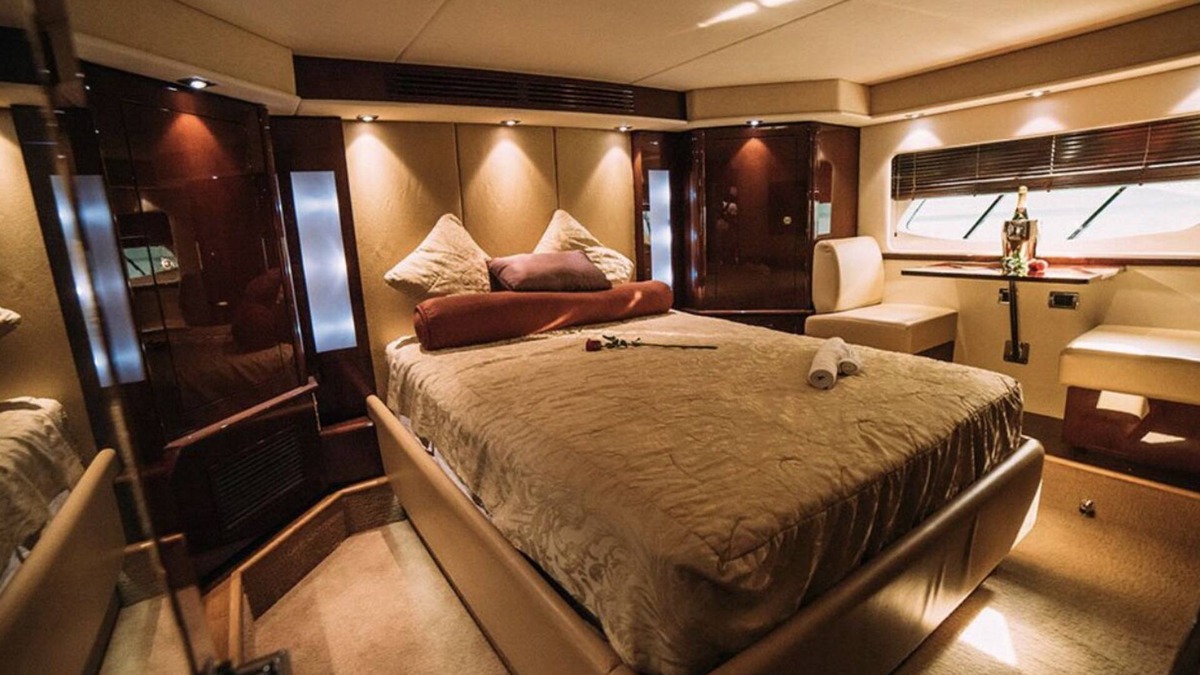 Egkomi Boat Rental | Yacht style