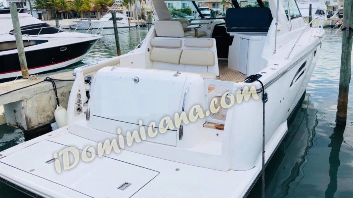 Bavaro Boat Rental | Yacht Tiara 47ft.Cruise and relax to Saona island