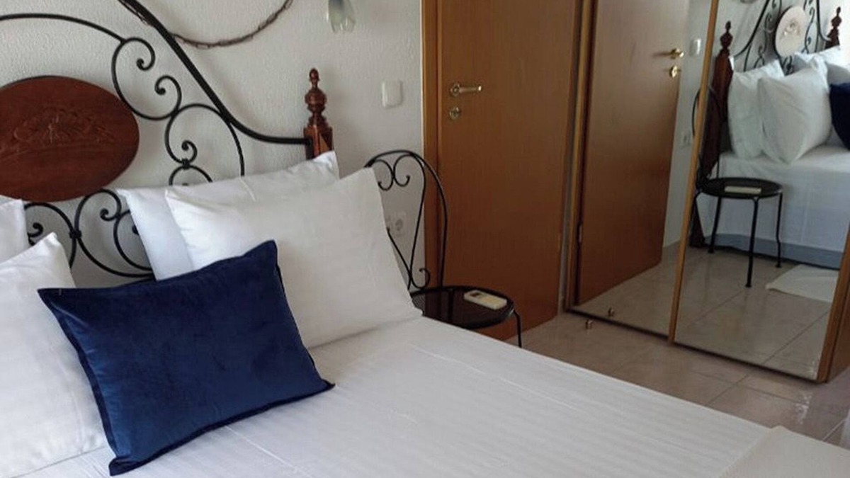 Kallithea Villa | Yades elegant villa 2 minutes away from the beach