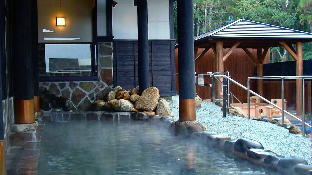 Yakushima House | Yakushima Jomon No Yado Manten