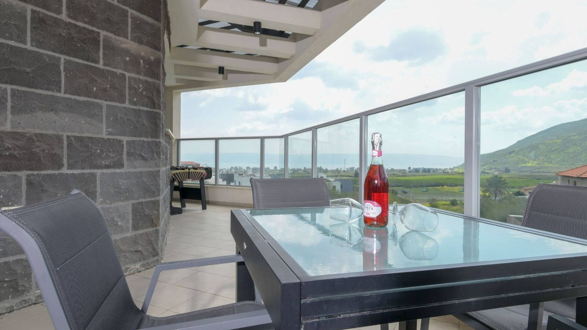 Migdal Villa | YalaRent Villa lumièra with Private Pool