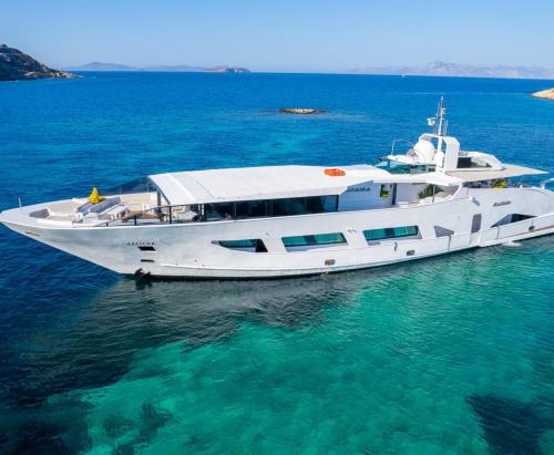 Yalikavak Boat Rental | Yalikavak Matilda Mega Yacth Hotel