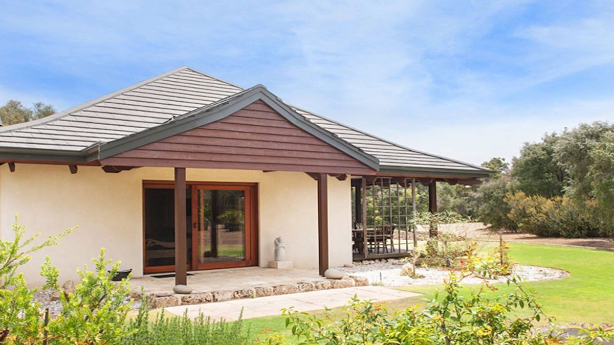 Yallingup House | Yallingup Retreat - *Romantic, overlooking a lake, secluded*