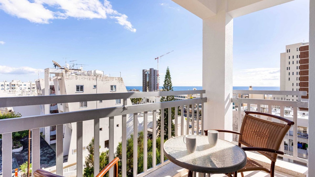 Agios Tychon Apartment | YAMAS Urban Living Palatino Sea View 1 BR