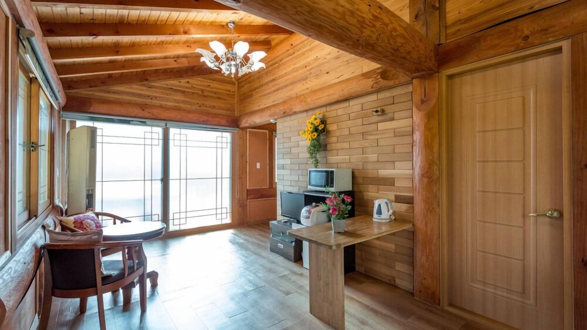 Sutong House | Yanggaksan Pension