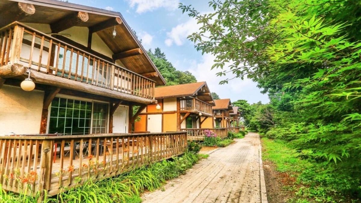 Yongmun House | Yangpyeong Log Camp Pension