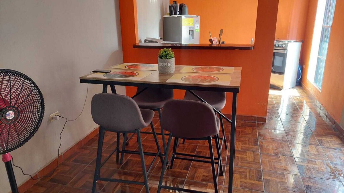 Santa Ana House | Yanira´s House