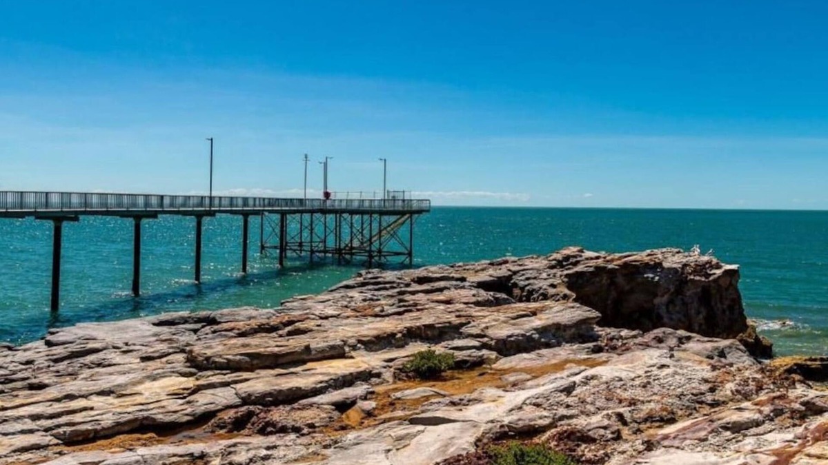 Rapid Creek Apartment | Yanti at Nightcliff: Foreshore ~ Pool ~ Shops/Cafe