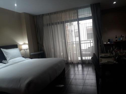 Debre Zeyit Hotel | Yatu International Hotel