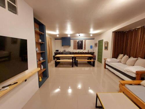 General Santos Apartment | YB Rooftop Residence