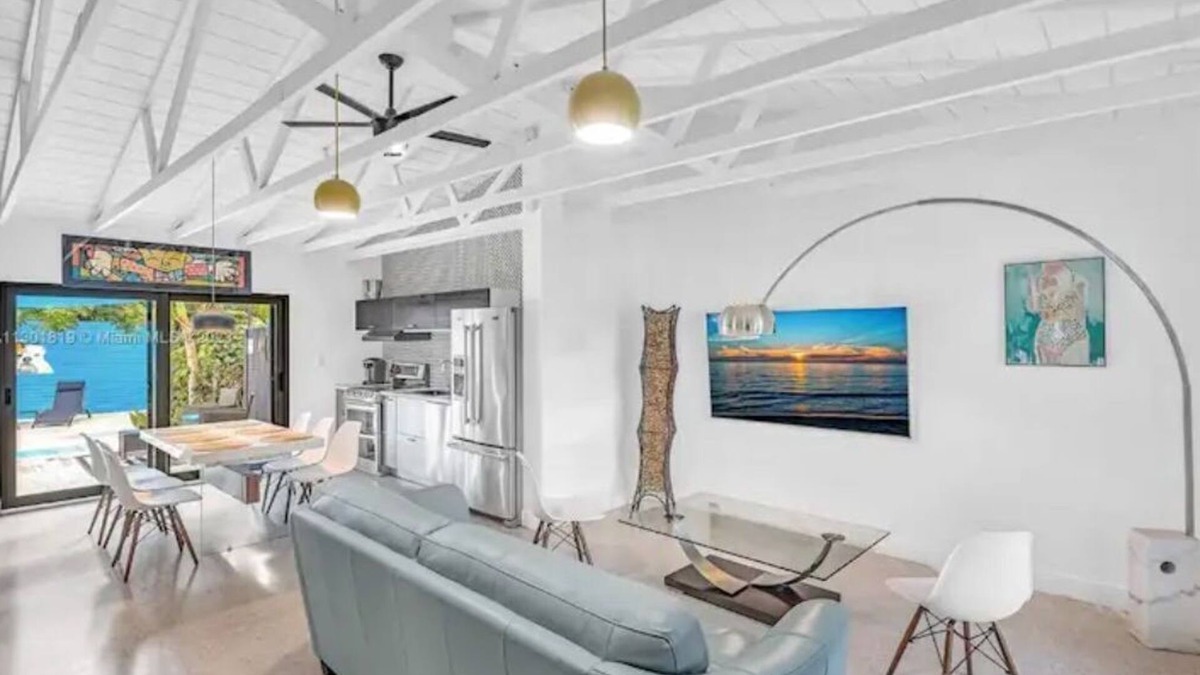 Oakland Park House | Ydarshhome