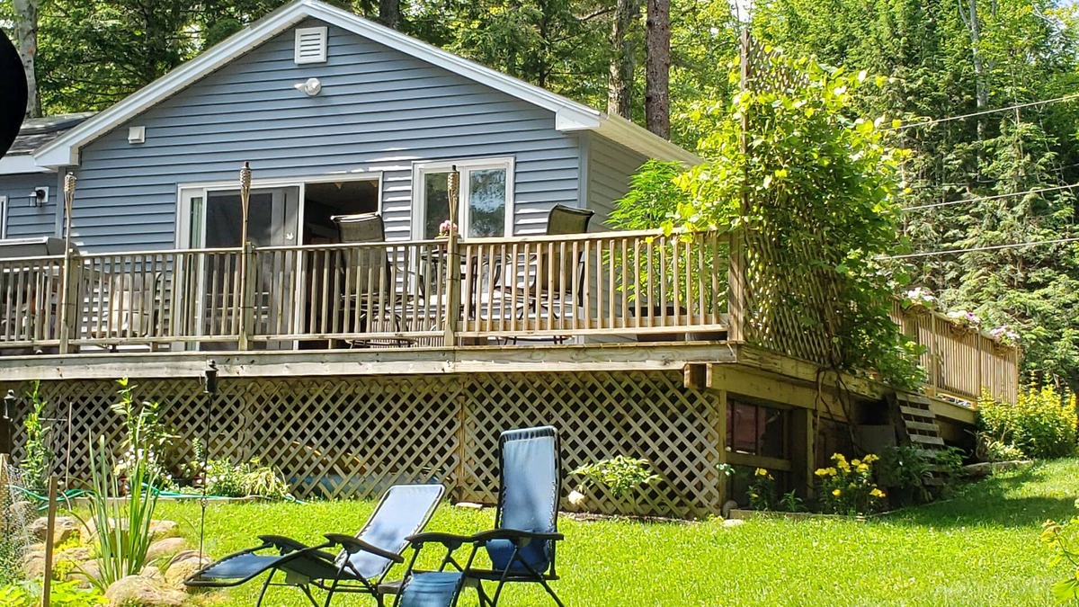 Otis House | Year round lake front retreat