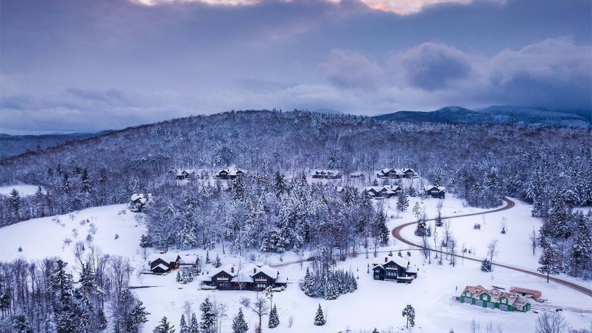 Moscow Ski Chalet | Year-Round Luxury Mountain Villa @ Trapp & Stowe with Resort Amenities Included!
