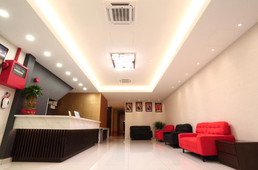 Bandar Baru Permas Jaya Hotel | YEE HOTEL Permas Jaya