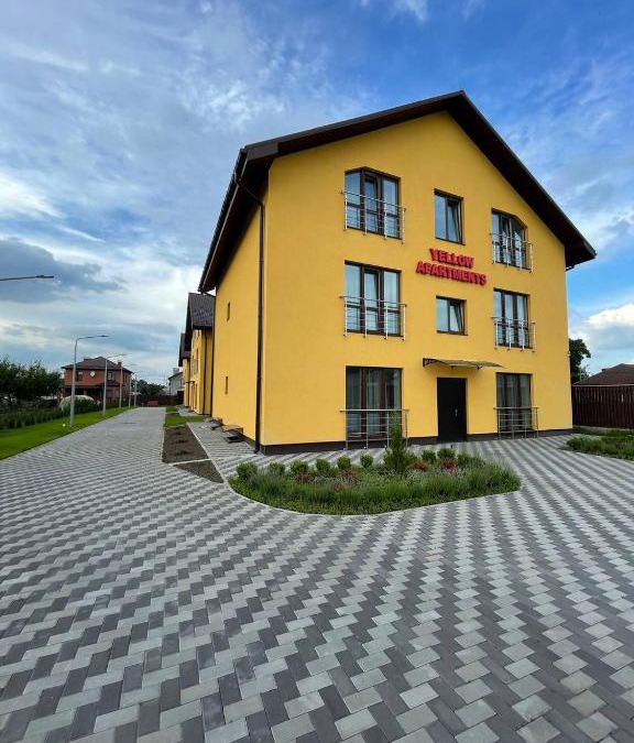 Boryspil Apartment | Yellow apartments