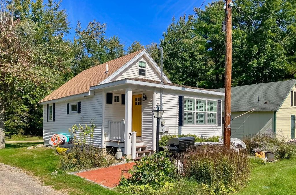 Meredith House | Yellow Door Cottage