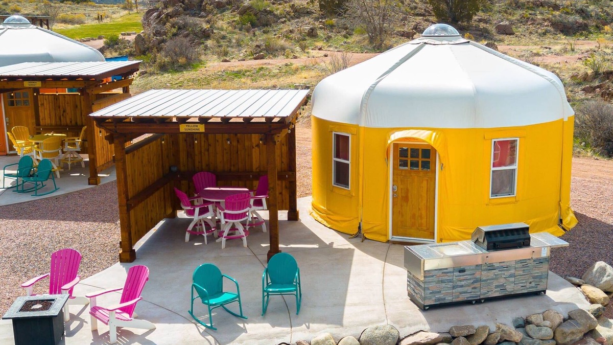 Canon City House | Yellow Sunshine Summa