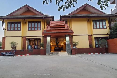 Lampang Hotel | Yellow Tique Hotel