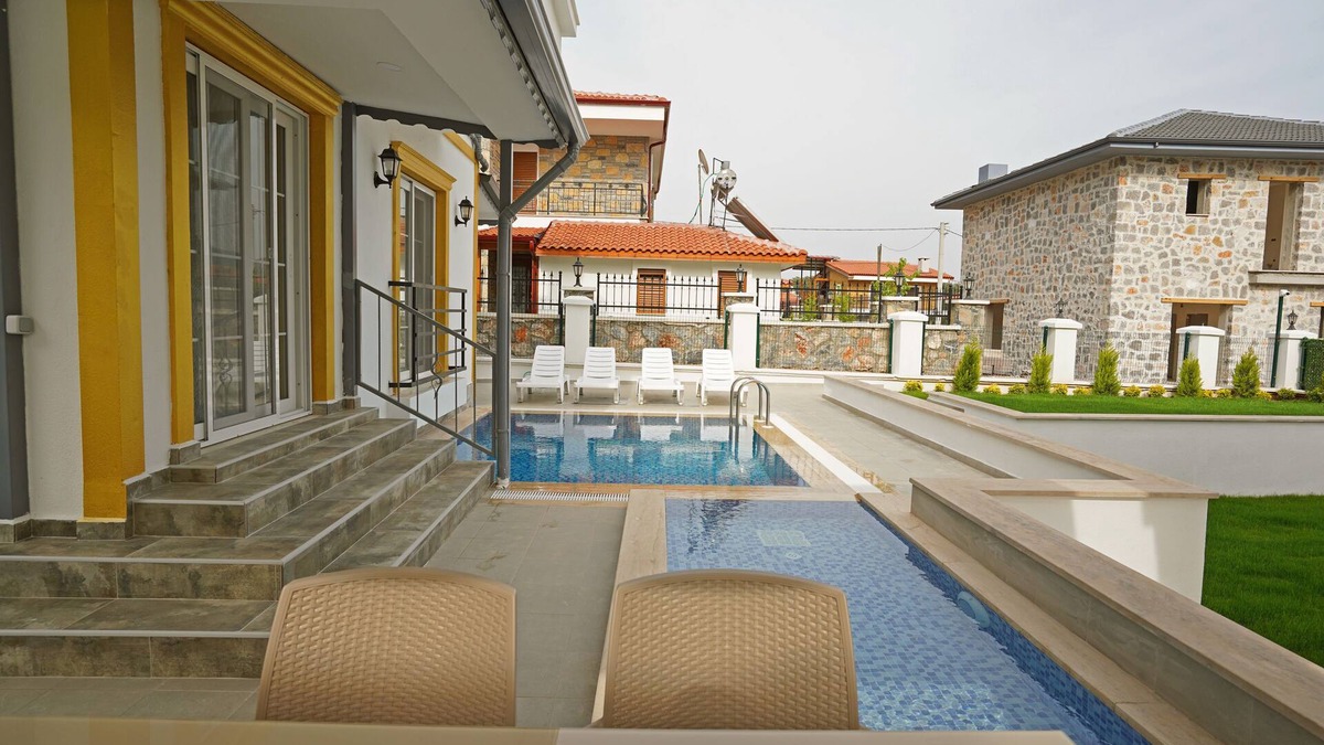 Tasbuku Villa | Yellow Villa Çetibeli Marmaris