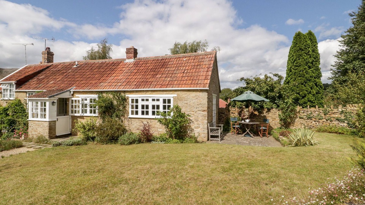 West Chinnock Cottage | YEOMAN COTTAGE, with a garden in Norton-Sub-Hamdon