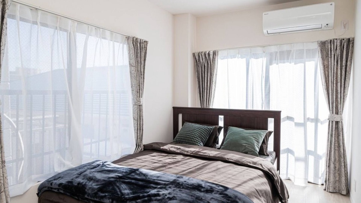 Edogawa Apartment | Yinojia: Bright, clean interior. Quiet yet convenient, near 24 - hr stores.Rm301