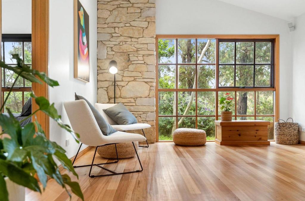 Aireys Inlet House | Yirrip House Nestled on the edge of National Park