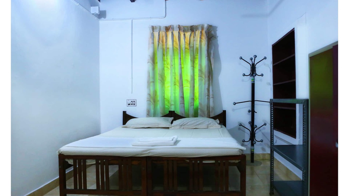 Perumbavoor House | YogaLife Homestay - Yoga Retreat