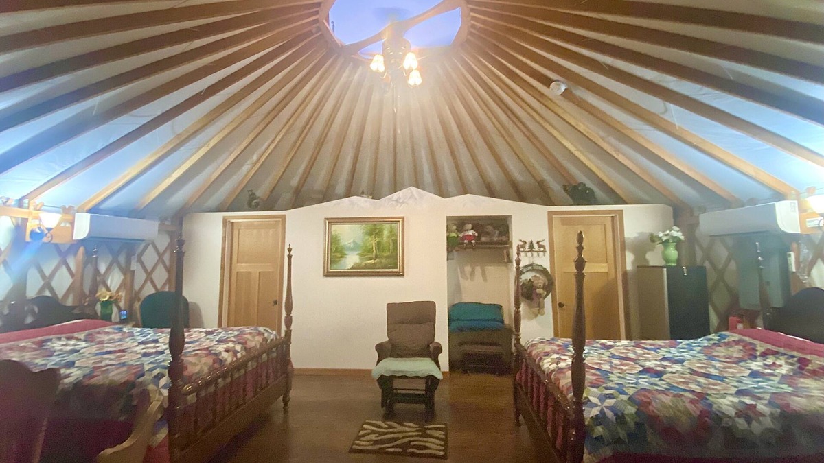 Veneta Bed & Breakfast | Yogi's Den is a playfully themed Yurt starring Yogi the bear and his pals.