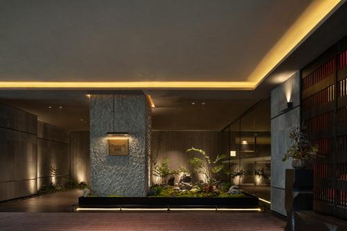 Tianhe Center Hotel | YOMANJO Hotel -广州太古汇珠江新城-龙口西地铁站旗舰店- Canton Fair Exclusive Rate