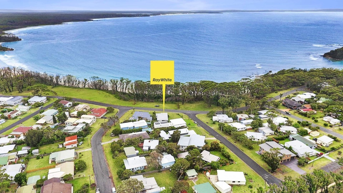 Bendalong House | Yonder Cottage across from Washerwomans Beach