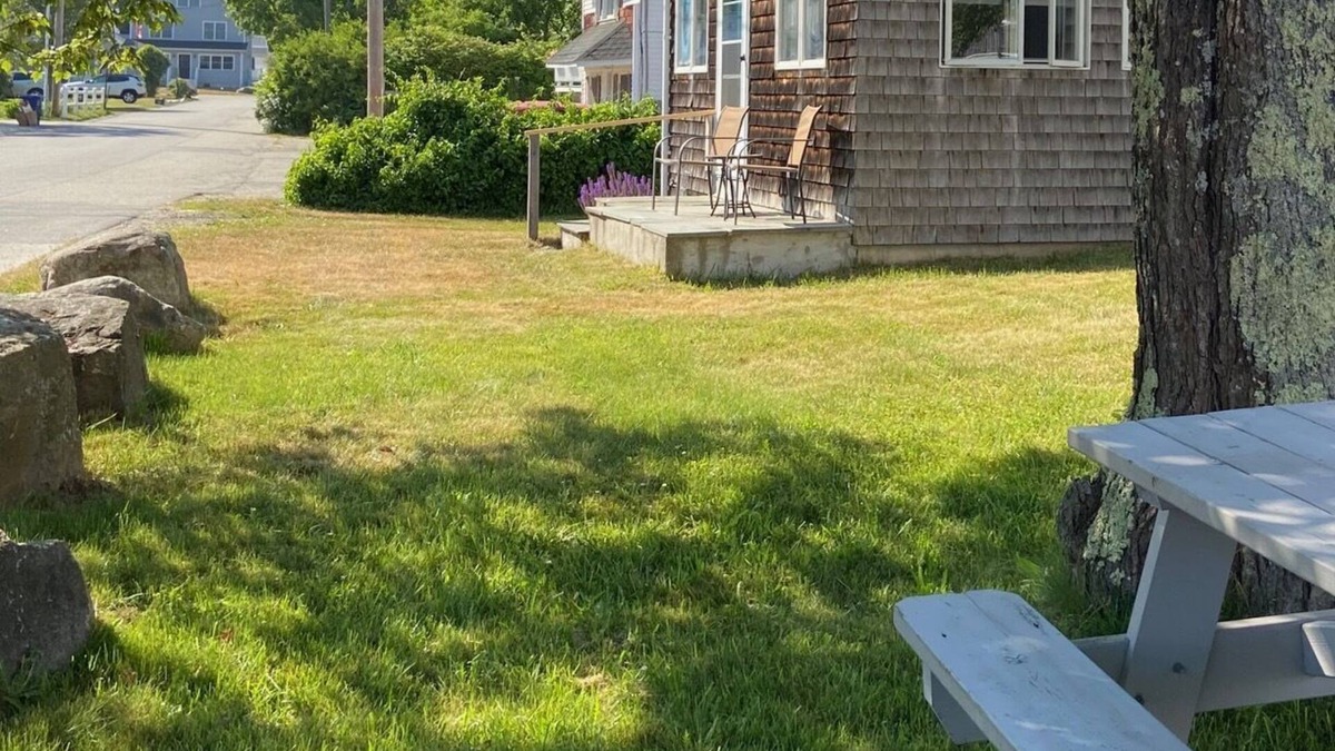 York Beach Cottage | York Beach Ocean View 2-Bedroom Cottage at the Heart of Long Sands Beach