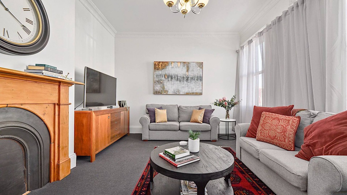 Launceston CBD Apartment | York Street Apartment Three