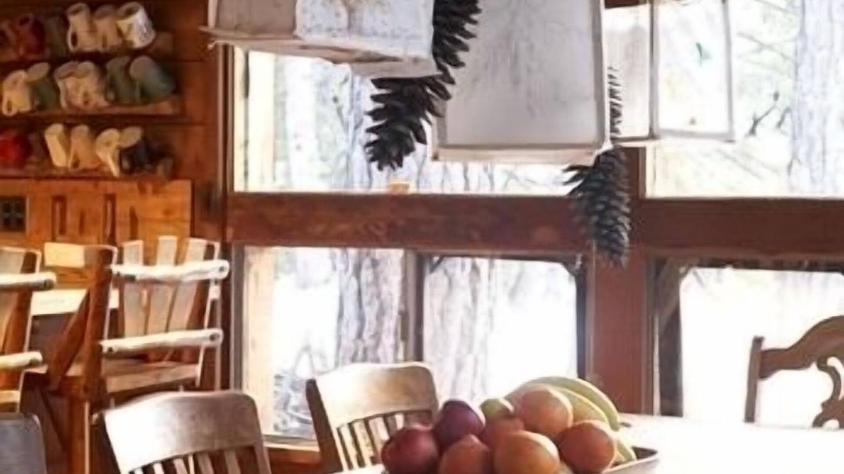 Groveland Cabin | Yosemite Cabin - Main Cabin
