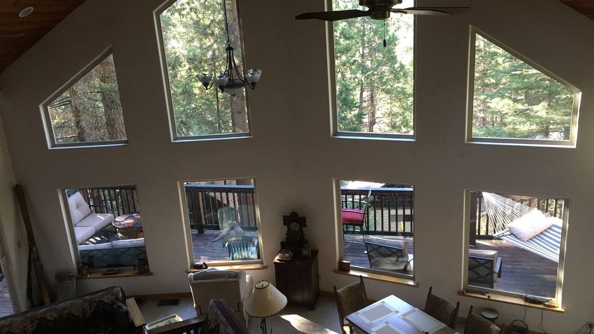 Sugar Pine Cabin | YOSEMITE Sugar Pine Cabin, 7 Miles To Park South Entrance 50 Amp EV outlet