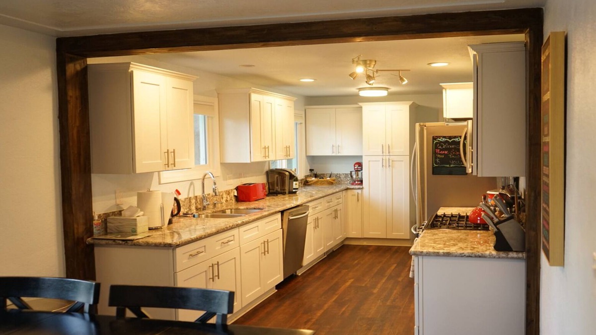 Salem House | You are welcome to our home away from your home.
