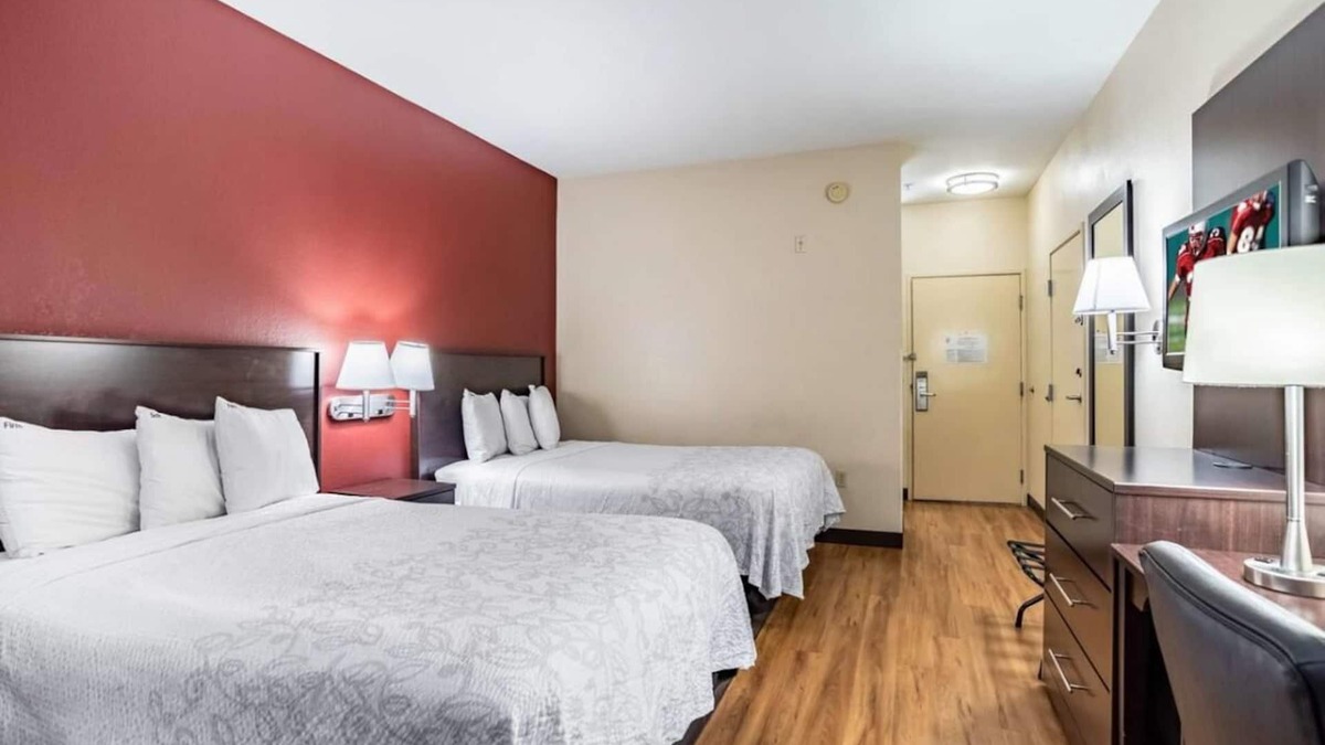Downtown San Antonio Hotel | You found it! Close to it All! Minutes to Tower of the Americas, Pet Friendly!