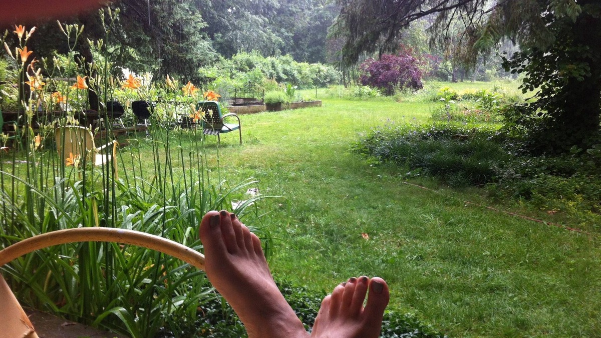 Three Oaks House | You're in a hot tub; you see gardens and hear wind blowing through the pines.