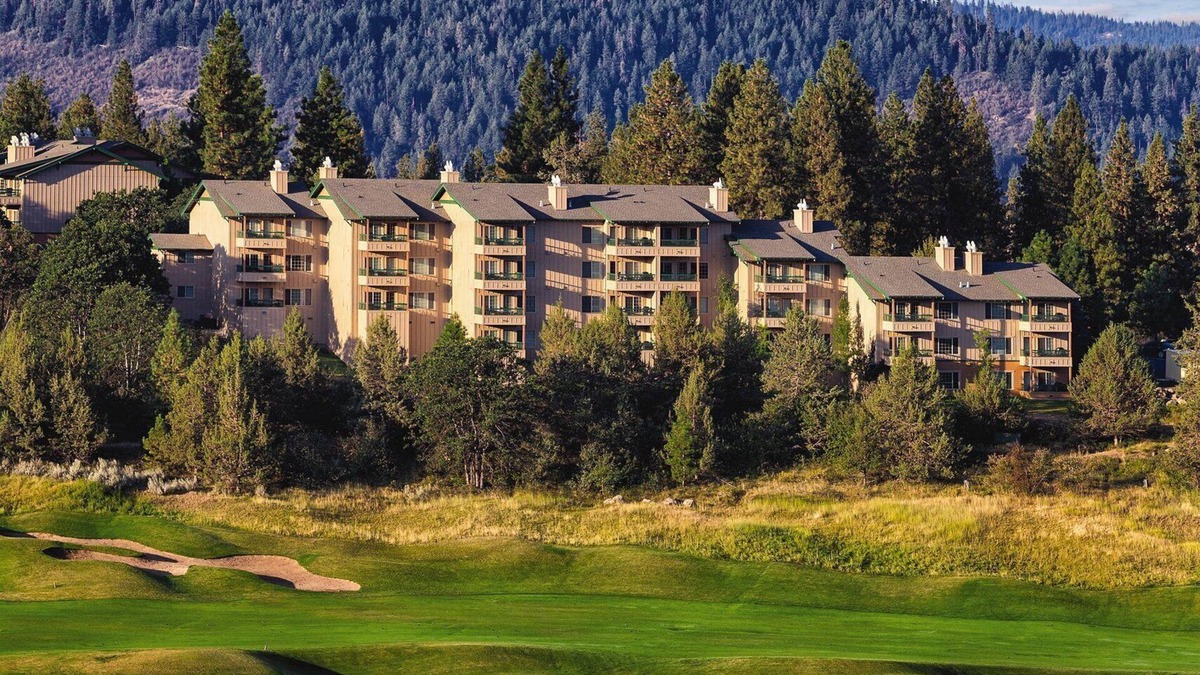 Klamath Falls Resort | You will keep coming back for more !