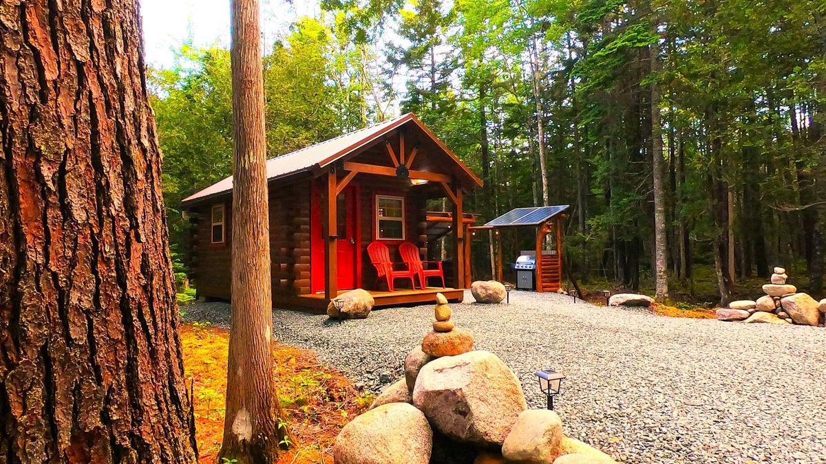 Gouldsboro Cabin | You will love this brand new private and cozy cabin in a great location!