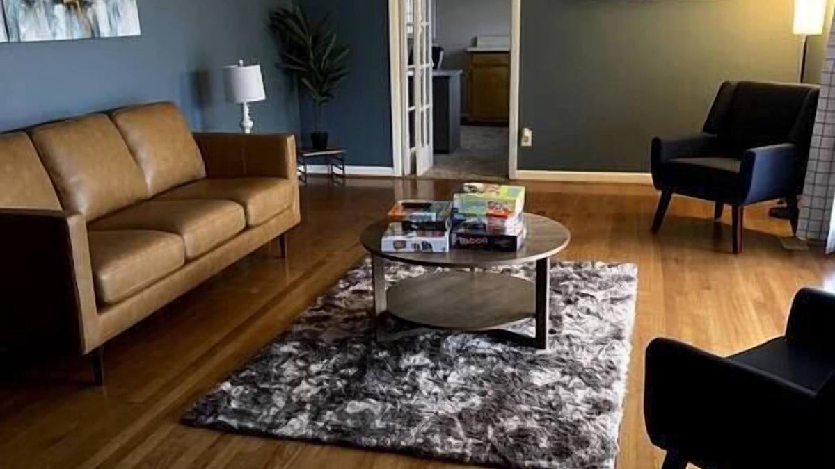 Huntsville House | You won't want to leave!