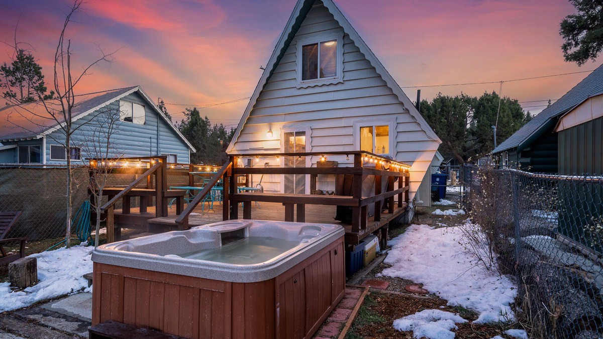 Big Bear City Cabin | You & Your Dogs Home Away From Home!