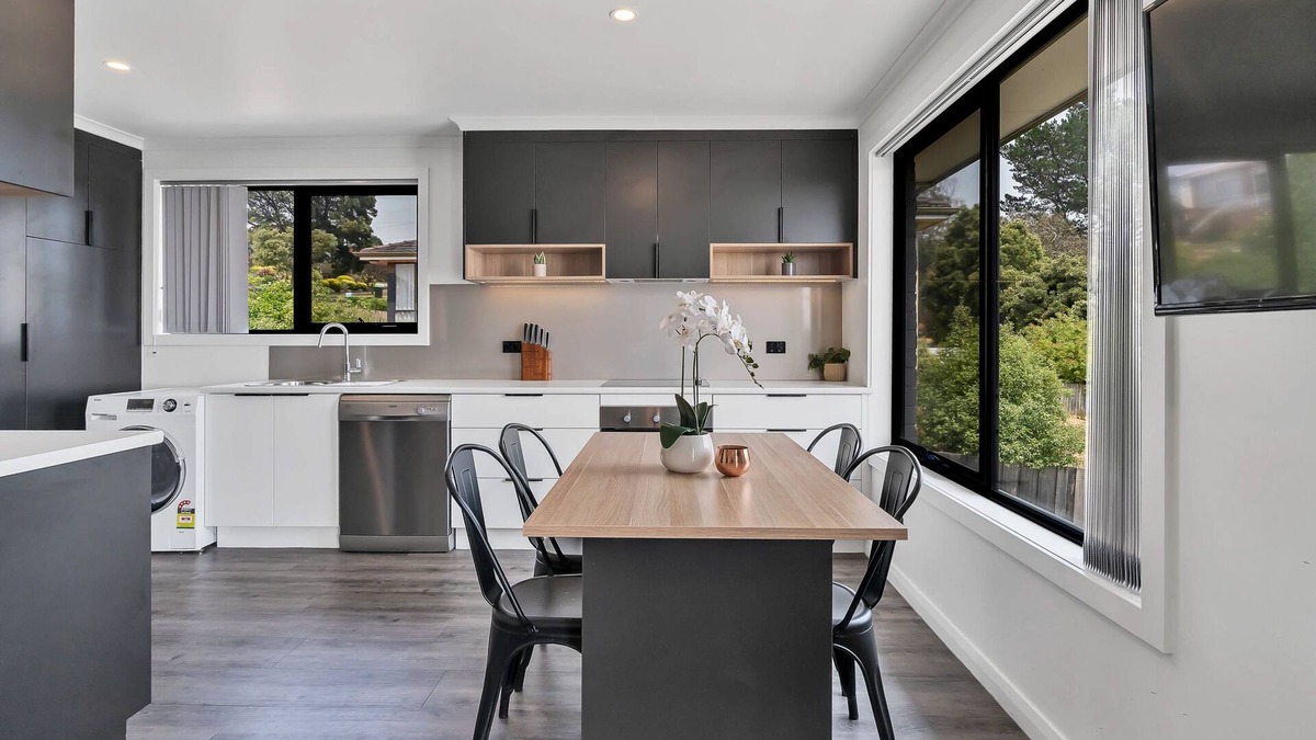 Youngtown Apartment | Youngtown Executive Apartments