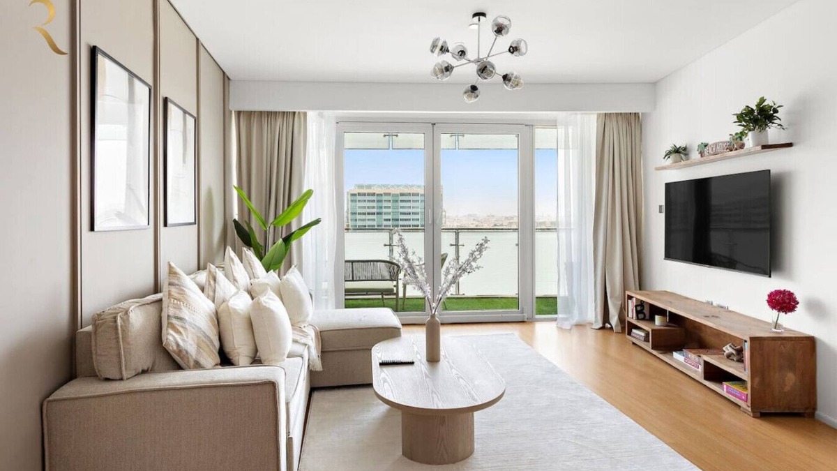 Al Raha Beach Apartment | Your 2BR Oasis in Al Muneera | WiFi & Free Parking