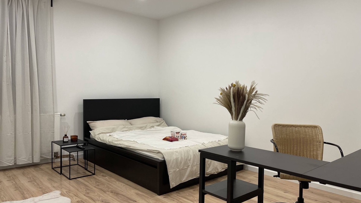 Eißendorf Condo | Your apartment offers you a charming ambience in the south of Hamburg.