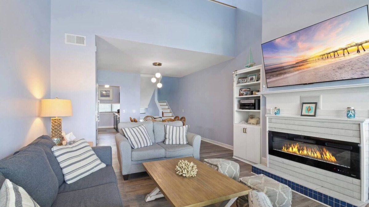 Pensacola Beach Condo | Your beachfront getaway awaits in this 3BR/3BA waterfront haven in Pensacola.